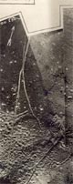 D&eacute;tail de la photo panoramique a&eacute;rienne de la butte du Vauquois, ses tranch&eacute;es et crat&egrave;res de mines en 1917