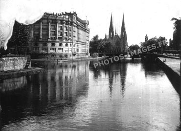 Strasbourg, cathédrale et Ill