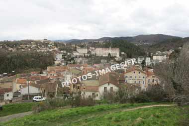 vue generale de Chatel-Guyon en photo actuelle
