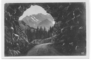 La route au col des Aravis le tunnel des Tournants