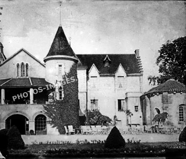 Photo du château  Saint-Jean en 1947