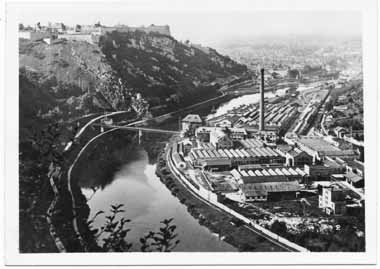 la citadelle, le Doubs et la ville vers 1930