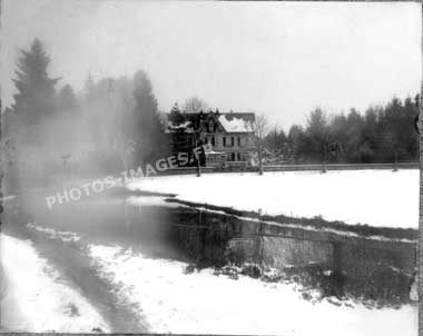  maison bourgeoise à Héricourt dans la vallée de Luzine photo ancienne vers 1900