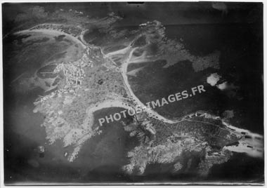 Vue ancienne aérienne de l'île de Sein