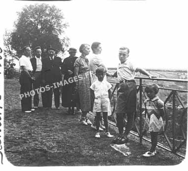 Photo ancienne d'une famille à Sancerre