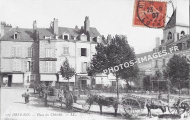 La Place du Châtelet en photo carte postale à Orléans