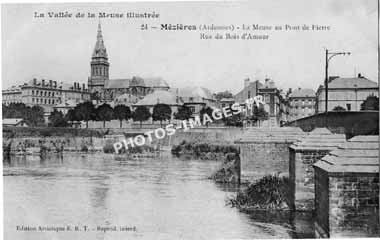Vue ancienne du Pont de Pierre et la rue du Bois D'Amour