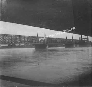 Photo ancienne du pont de Kehl à Strasbourg en 1933