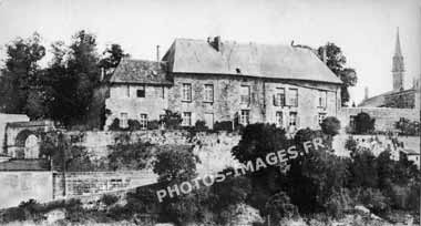 Photo ancienne du château des ducs de Bar à Bar-le-Duc en 1900