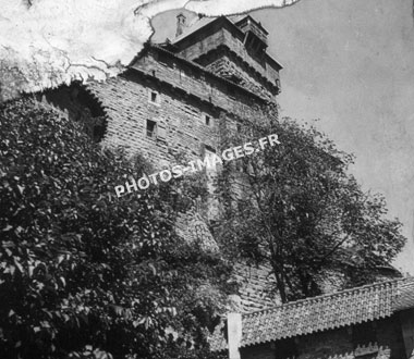 L'ancien donjon du Chateau Haut-koenigsbourg