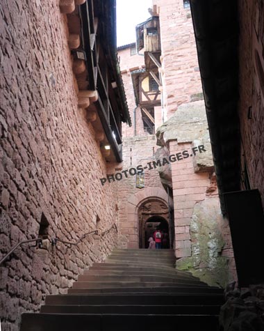 L'actuel escalier d'accès au Chateau Haut-koenigsbourg