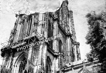 Le clocher de la cathédrale de Strasbourg dans les années 30