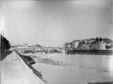 Vieille photo de Château-Thierry sur la Marne