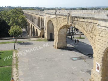 Photo actuelle de l'aqueduc de Montpellier
