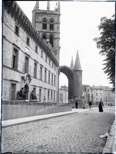 Montpellier en 1910, la faculté de médecine et la cathédrale