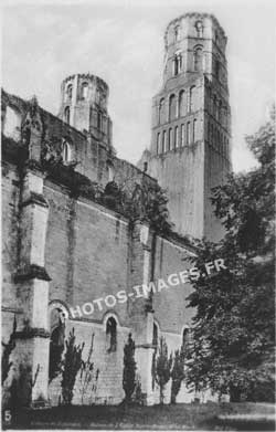 Photo ancienne de Notre-Dame coté nord en 1900