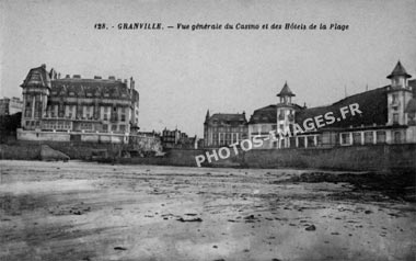 Vue générale ancienne des hôtels et casino de Granville