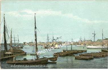 Vue générale de la rade de Bordeaux en carte postale de 1900
