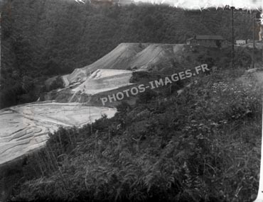 Photo ancienne de la mine d'or du Chatelet à Budelière