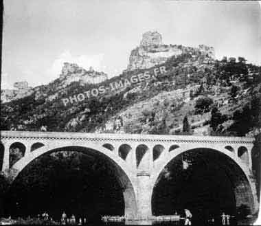 Ancienne photo du Rozier dans les gorges du Tarn de 1947