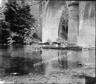 Ancienne photo du pont du Rozier dans les gorges du Tarn de 1947