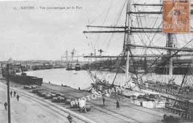 Nantes carte postale panorama du port des quais et des bateaux en photo ancienne de 1900