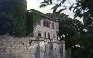 Ancienne photo de l'abbaye de Maillezais sur une diapo de 1960