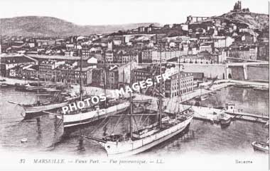 Ancienne photo aérienne du vieux port de Marseille en carte postale 1900