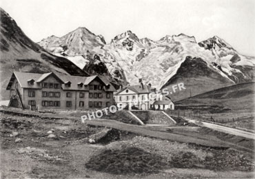 Les hôtels du col du Lautaret prise de vue vers 1900