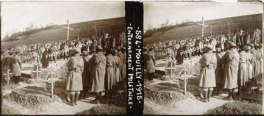 Photo d'un enterrement militaire pendant la guerre de 1914-1918