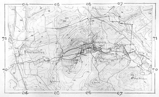 Détail de la photo panoramique aérienne de la butte du Vauquois, ses tranchées et cratères de mines en 1917